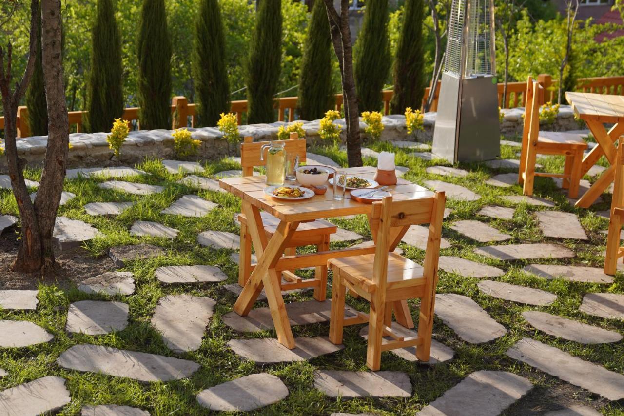 Toon Armeni Guest House Dilijan Ngoại thất bức ảnh