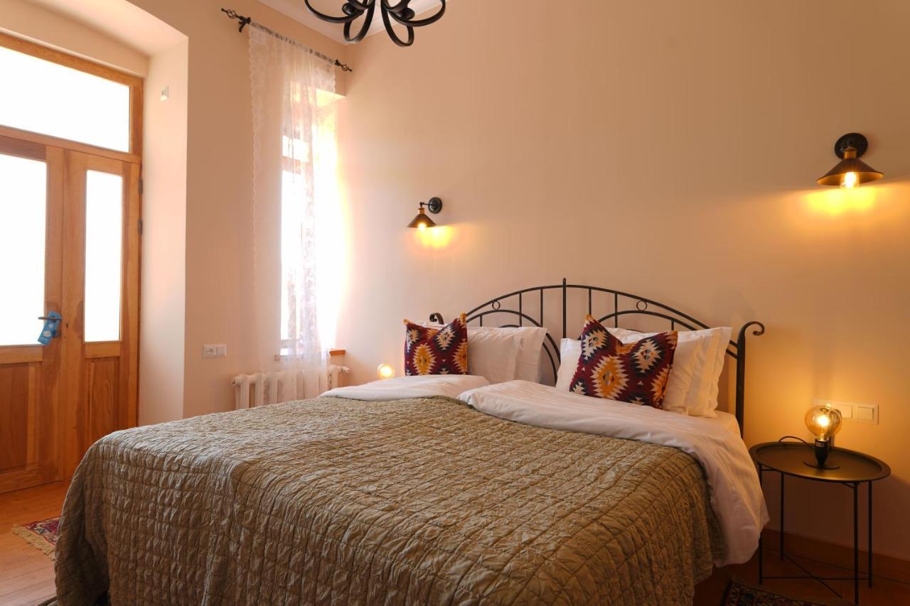 Toon Armeni Guest House Dilijan Ngoại thất bức ảnh